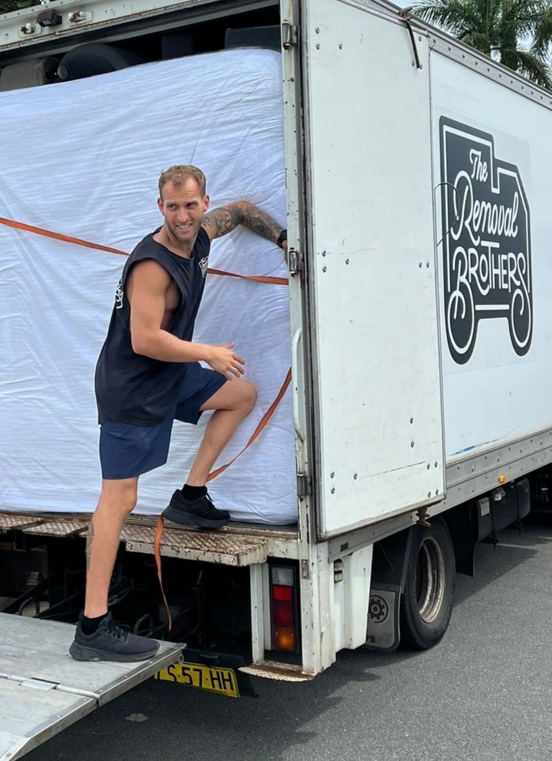 Sebastian is an experienced removalist, 2nd in hand the removal brothers gold coast